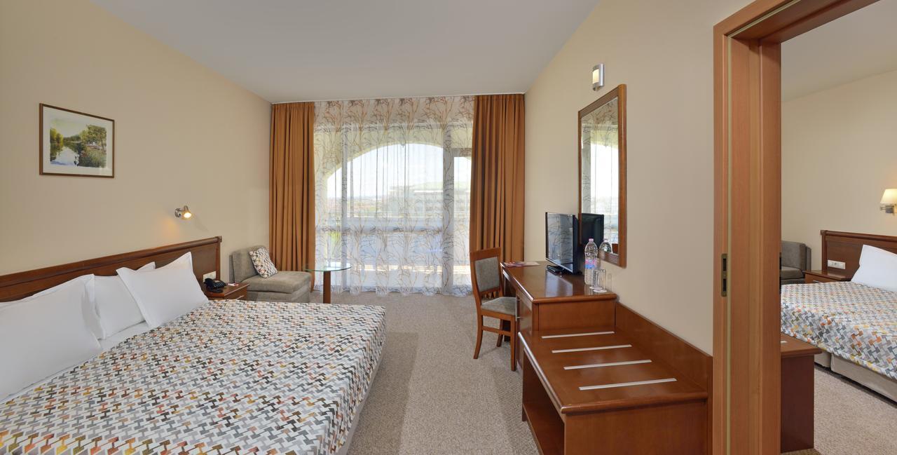 Sol Nessebar Mare All Inclusive Exterior photo